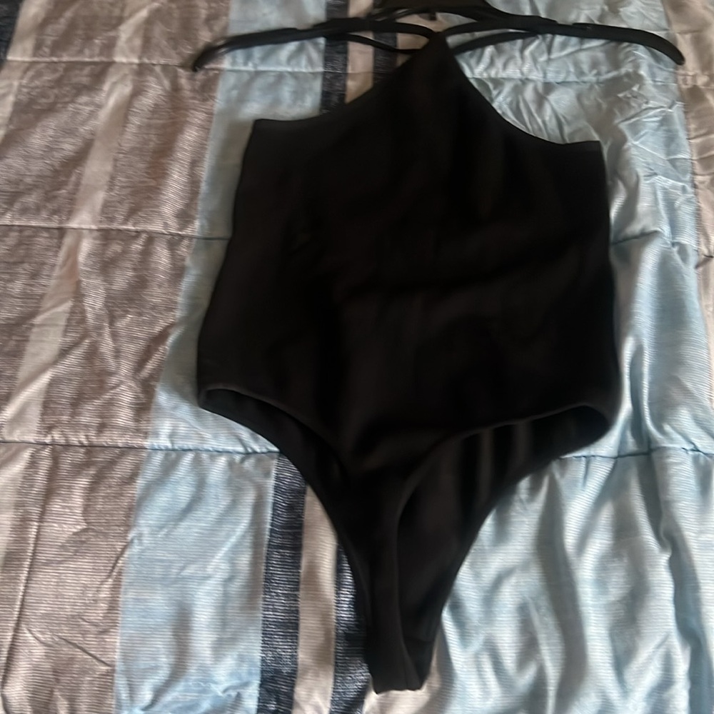 Ribbed black  bodysuit really stretchy but fitted